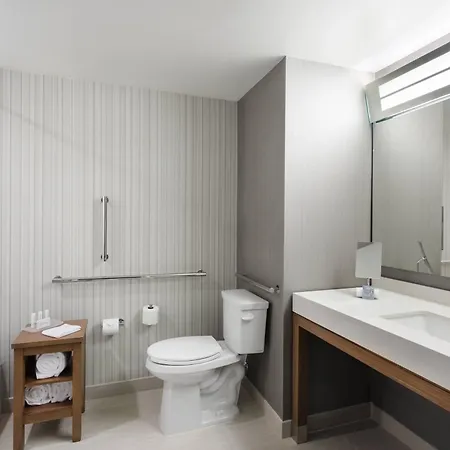 Hotel Courtyard By Marriott Ruston Esterno foto